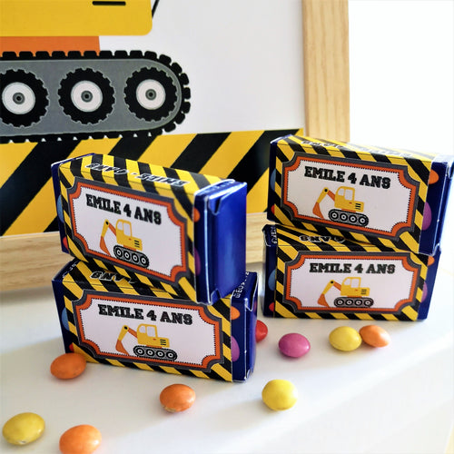 étiquettes mini smarties personnalisées kit anniversaire à imprimer enfant engins chantier cinstruction tête de coucou